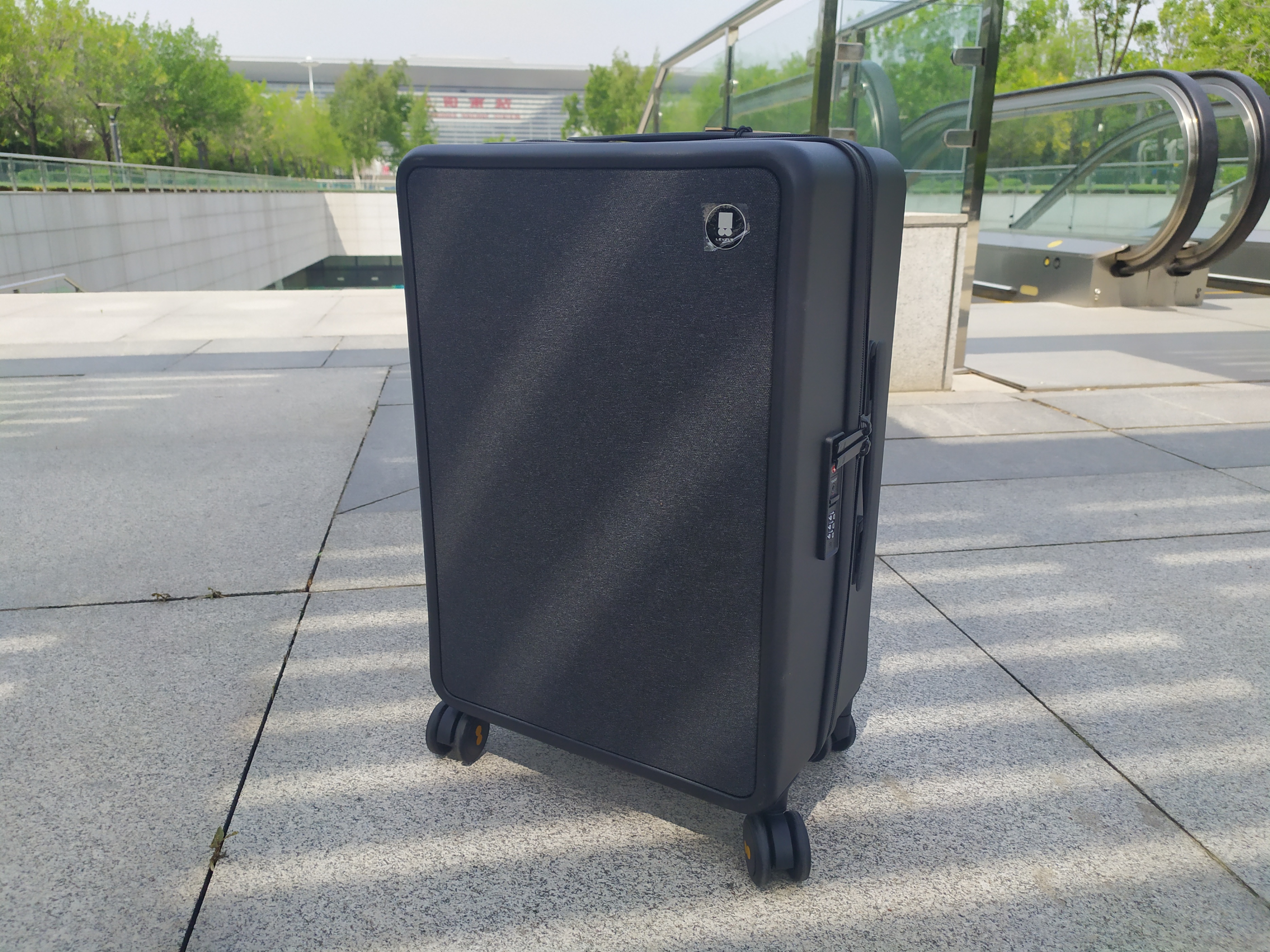 8号地平线行李箱测评,地平线8号行李箱推荐测评