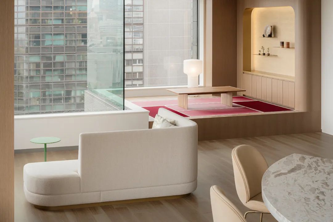 美学中展现企业理念，卡地亚办公室|日本IINInc.事务所