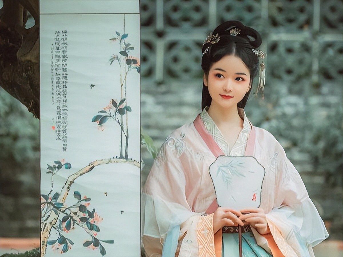 原创七律3首，写尽人间真情味。乐事今朝空赏菊，悲秋明日患思乡