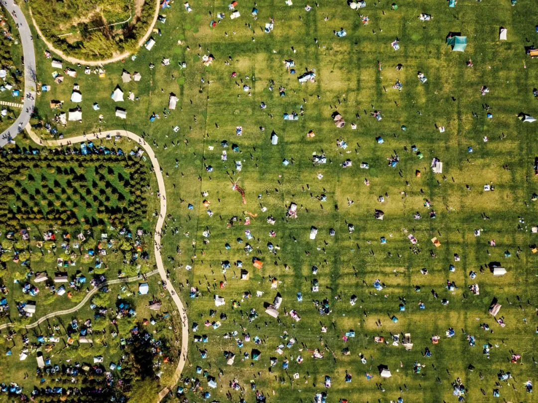 徒步露营装备花费,露营装备平均消费
