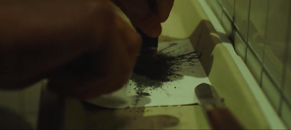 韩国票房冠军！剧情烧脑尺度大，老年痴呆患者高燃复仇，太过瘾了