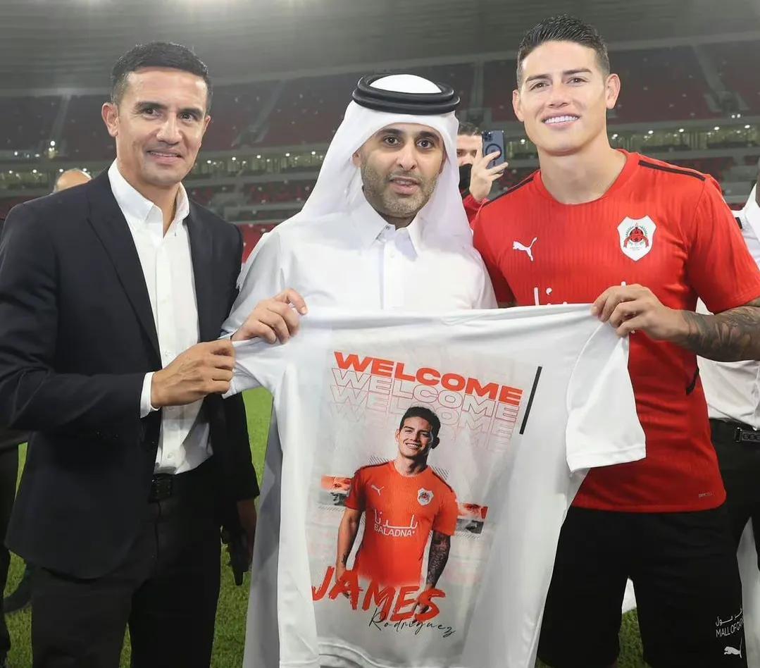 2014年巴西青年踢出第一个球,世界杯巴西9号凌空射门