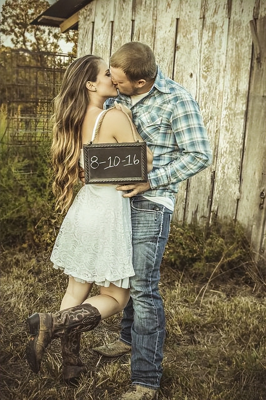 为什么现在优秀女的越来越多,为什么大龄女生都很优秀