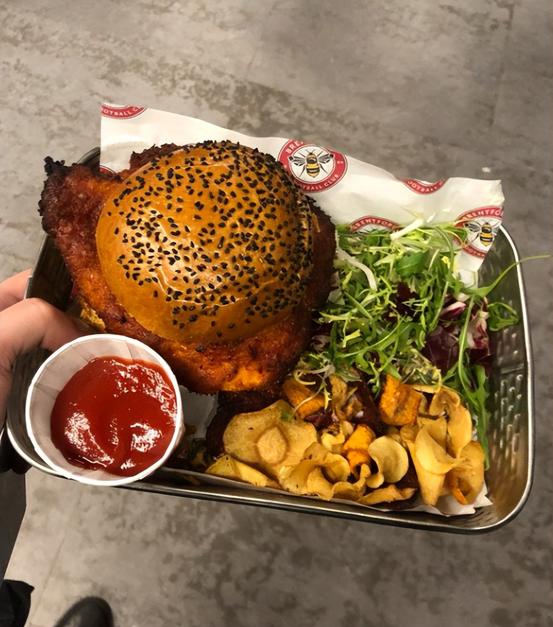 赶在英超大结局之前，看看哪个球场的餐食最好