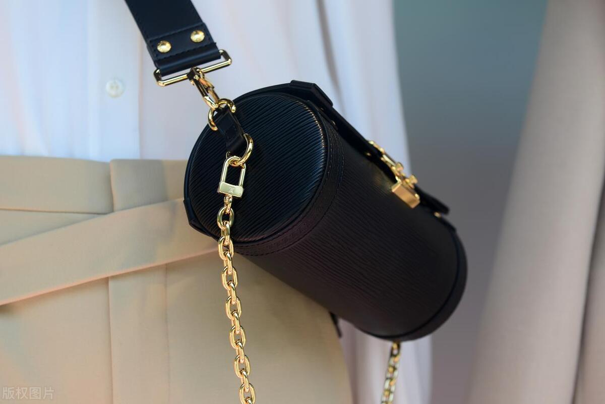 包包变形了怎么恢复原状,包包变形需要修复吗