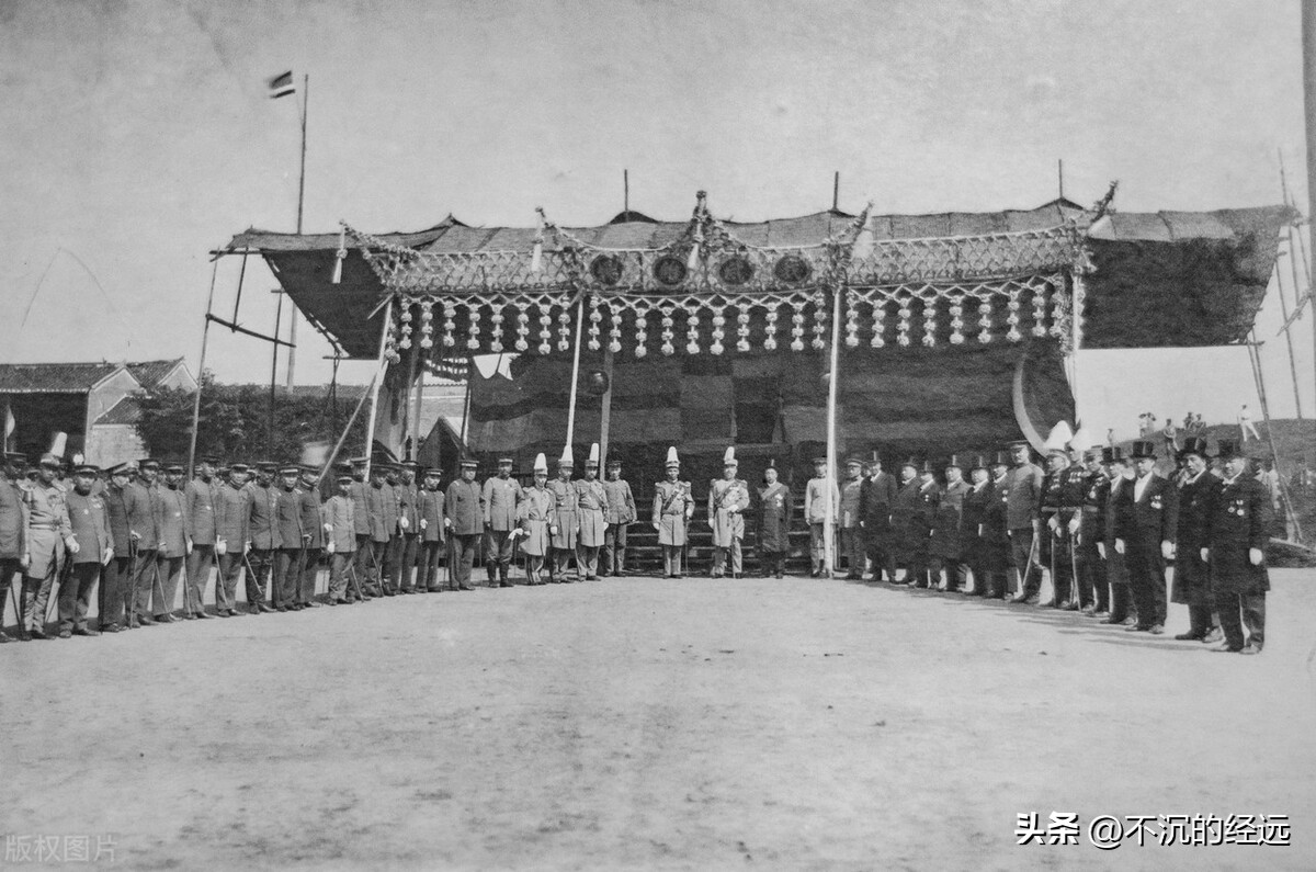 民国初年北洋集团盛极一时，为何袁世凯一死，就四分五裂了呢