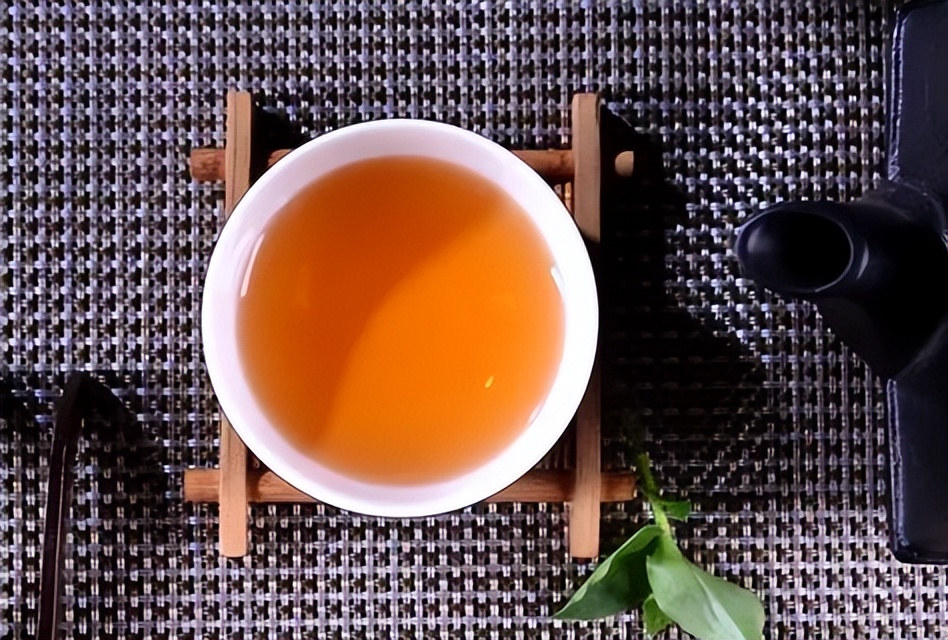 茶叶越泡越苦什么原因,茶叶又苦又涩怎么办