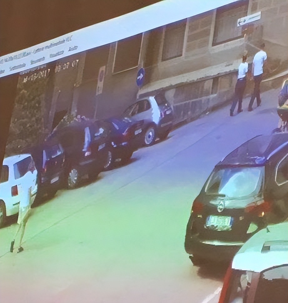 英国19岁女模特被绑架,英国超模被绑架事件