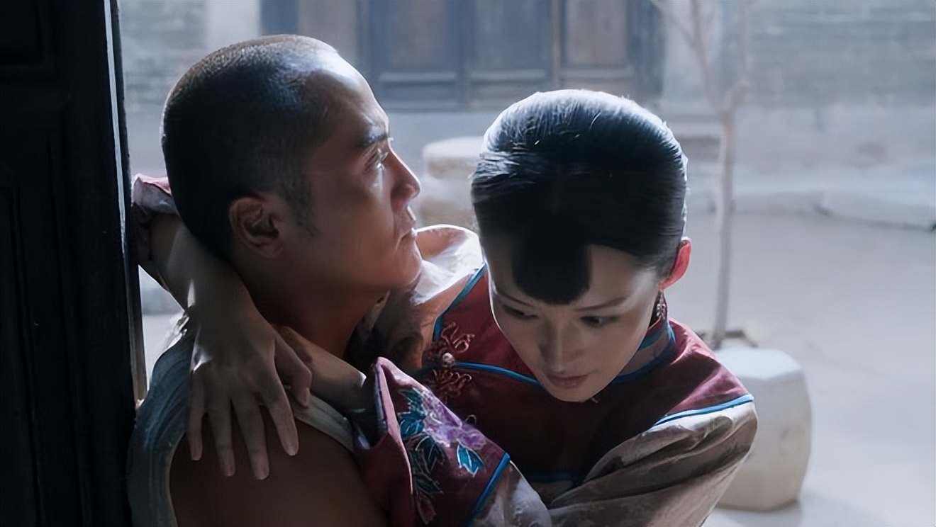 白鹿原：田小娥与4个男人鱼水*欢偷**时，就注定被时代思想禁锢杀死