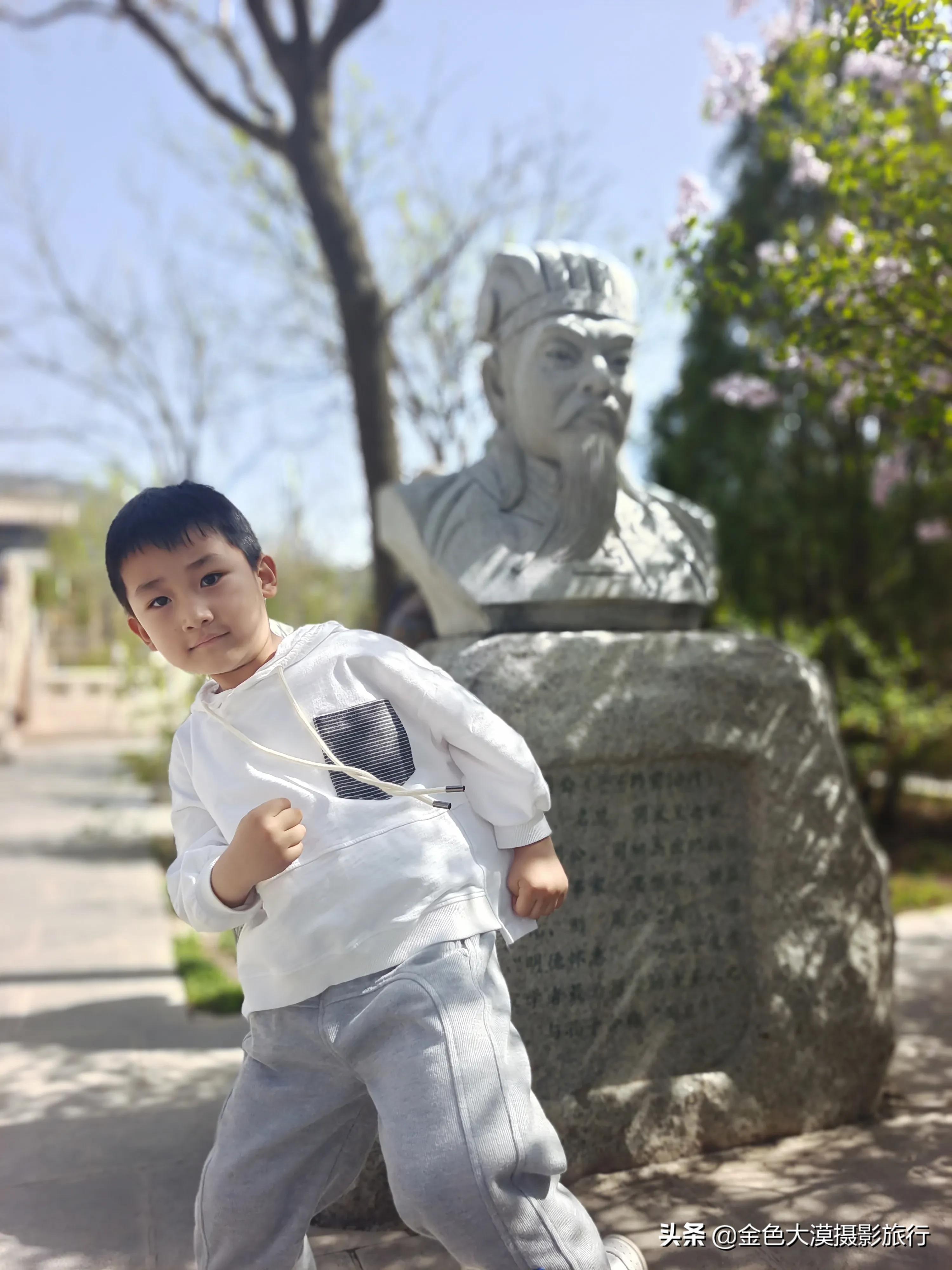 儿童摄影怎么拍出小孩的童真,儿童摄影拍照姿势大全