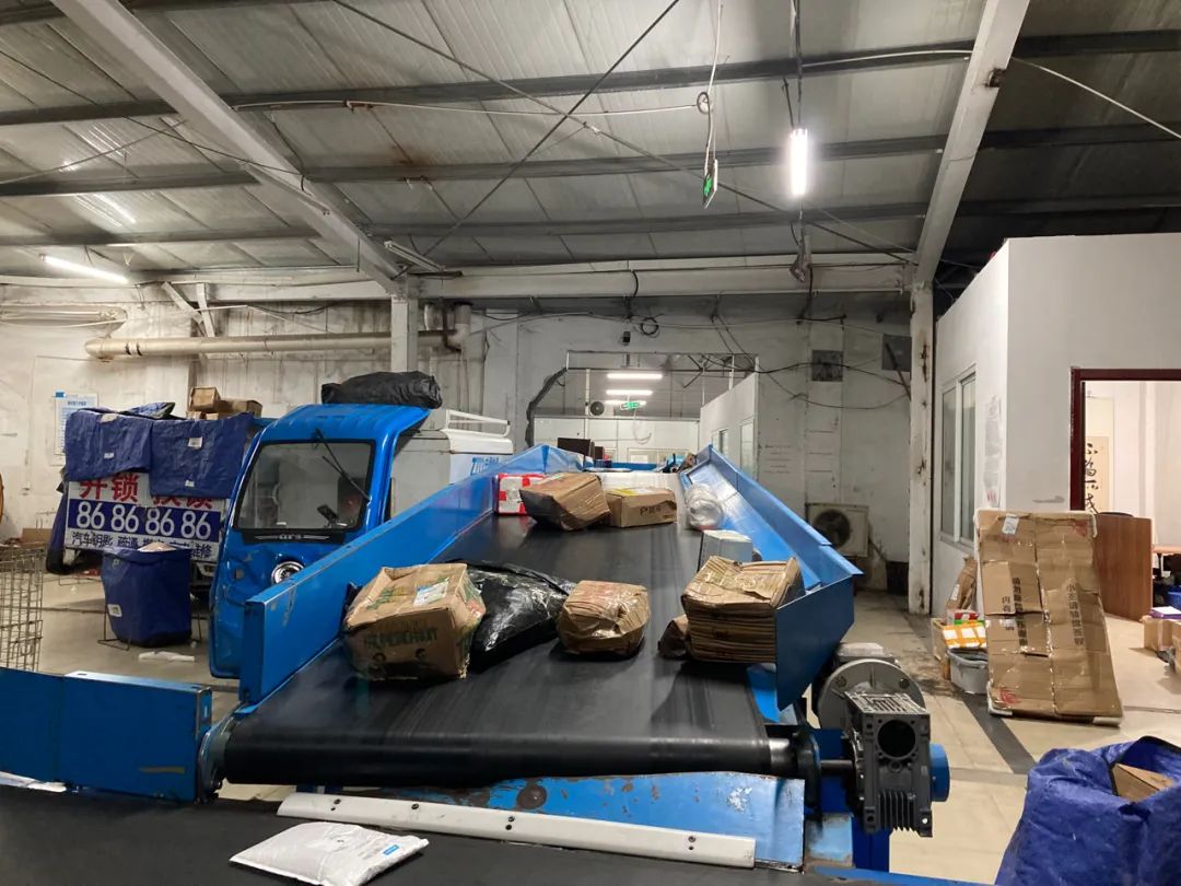 快递网点的10年：为什么越智能，越辛苦？｜甲子光年