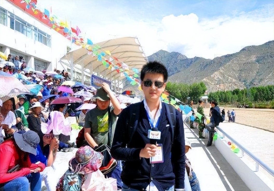 新闻联播主持人严于信个人资料,主持人严于信个人照片