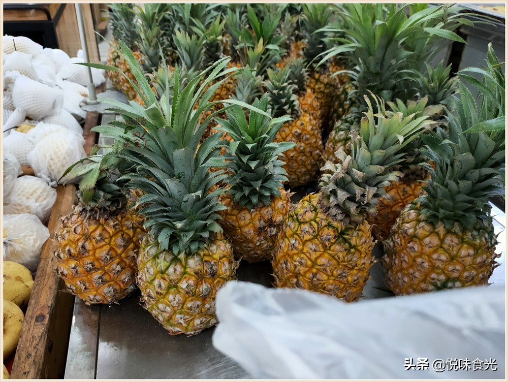 买菠萝绿的好还是黄的好,买菠萝青皮还是黄皮