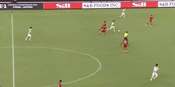 国足0比2日本射门数,射门30次输球