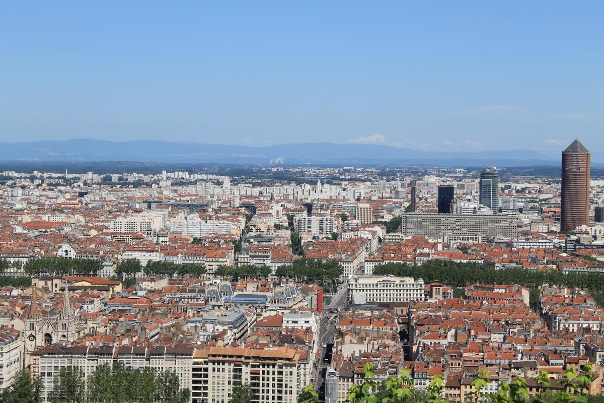 斯洛文尼亚在欧洲地图展示,斯洛文尼亚在地图哪