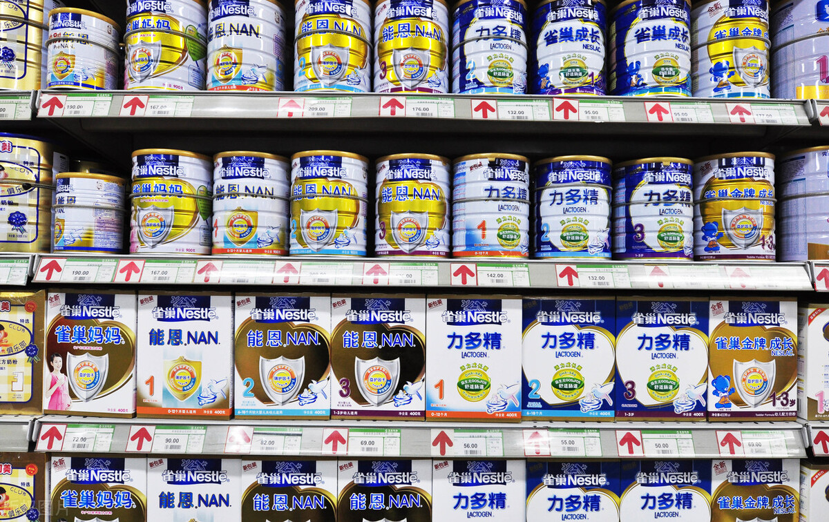 买奶粉认准国家,奶粉买贵的好还是买便宜的好