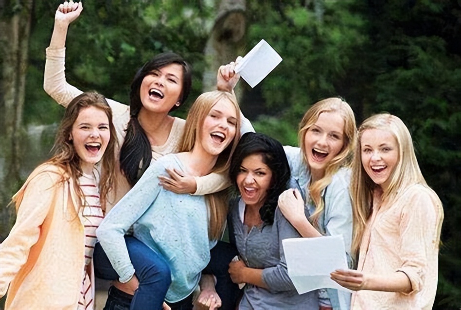 高考没过本科线能上国际本科吗,高考没过本科线可以上大专吗