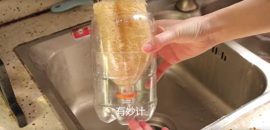 家里废弃的瓶子别再扔了,家里的饮料瓶别丢