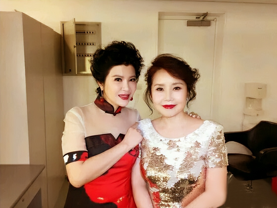 历届青歌赛通俗唱法第一名,2019青歌赛冠军个人成名曲