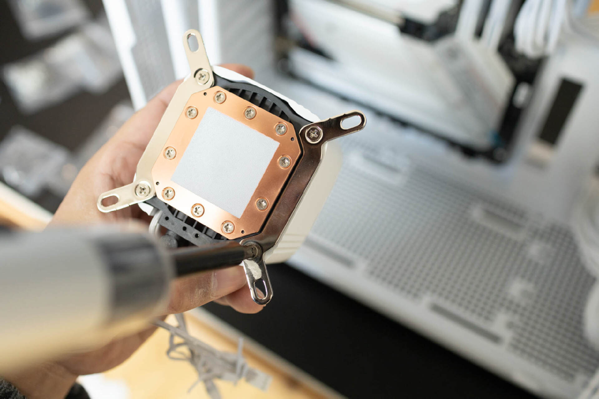 迎接兔年，2023装一台没有遗憾的纯白主机