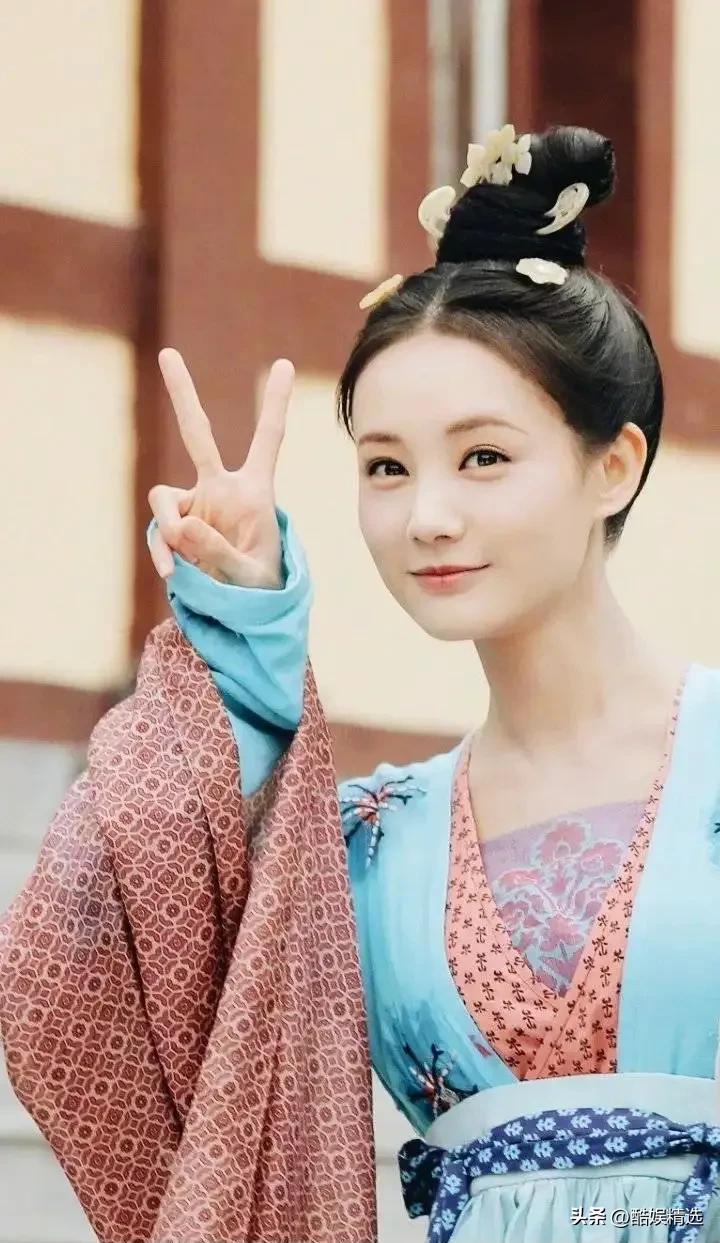 女演员李一桐真实年龄,李一桐中国内地女演员图片