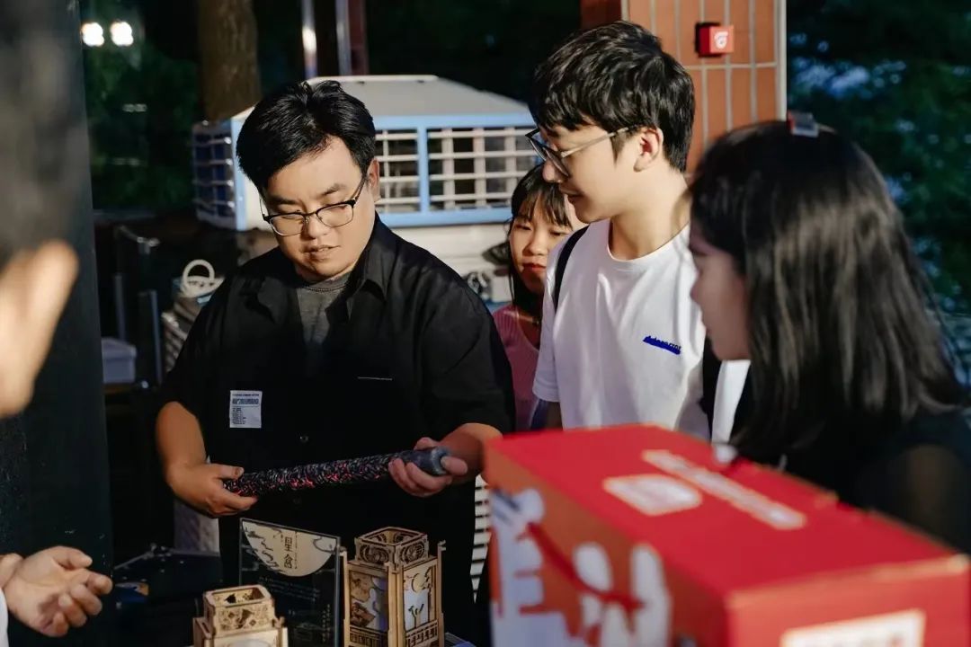 澶滆瘽浣滄枃,澶滆瘽婀樻睙