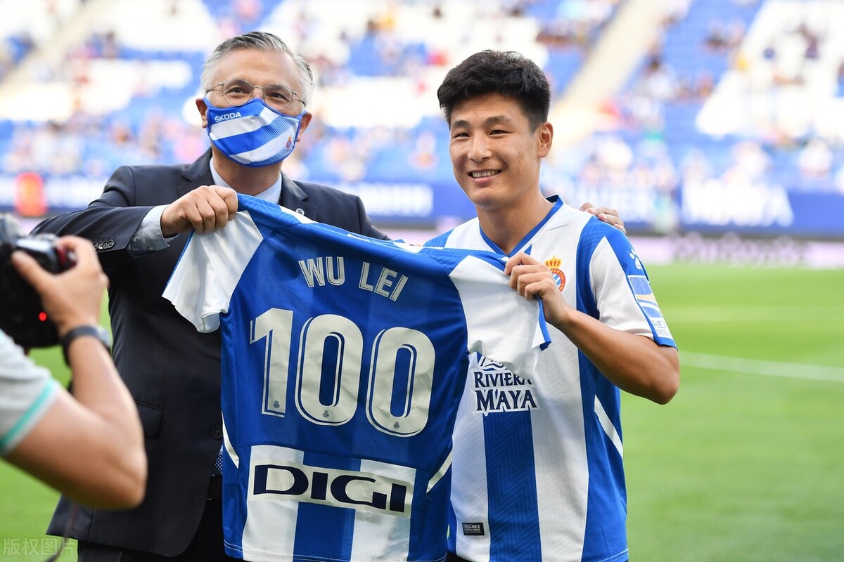 中国足球2022年度金球奖,中国足球金球奖争议