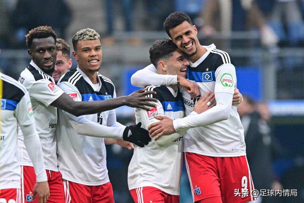 队长爆料：汉堡再战附加赛、海伦芬国门复出、乌拉圭双前锋受伤