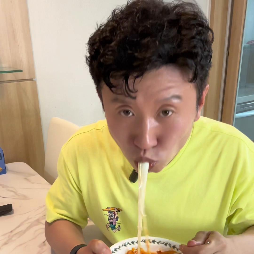 韩国辣炒年糕的做法视频教程,正宗韩国辣炒年糕全部教程