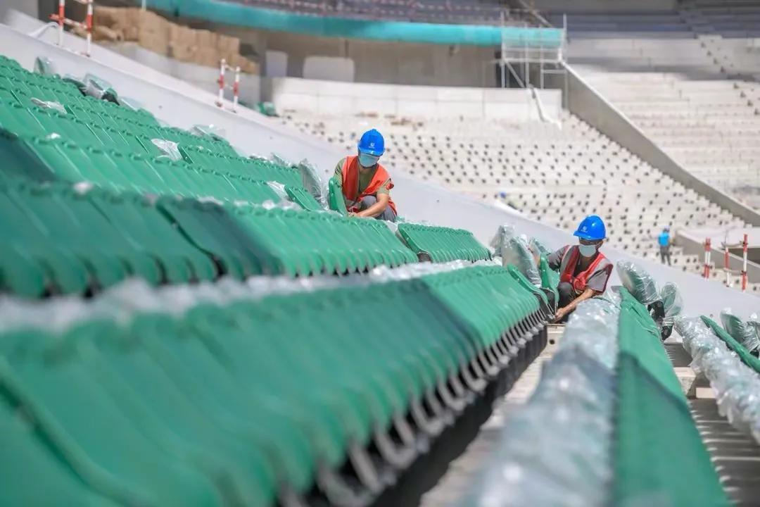 拥有足球场的球队,有专业足球场的球队