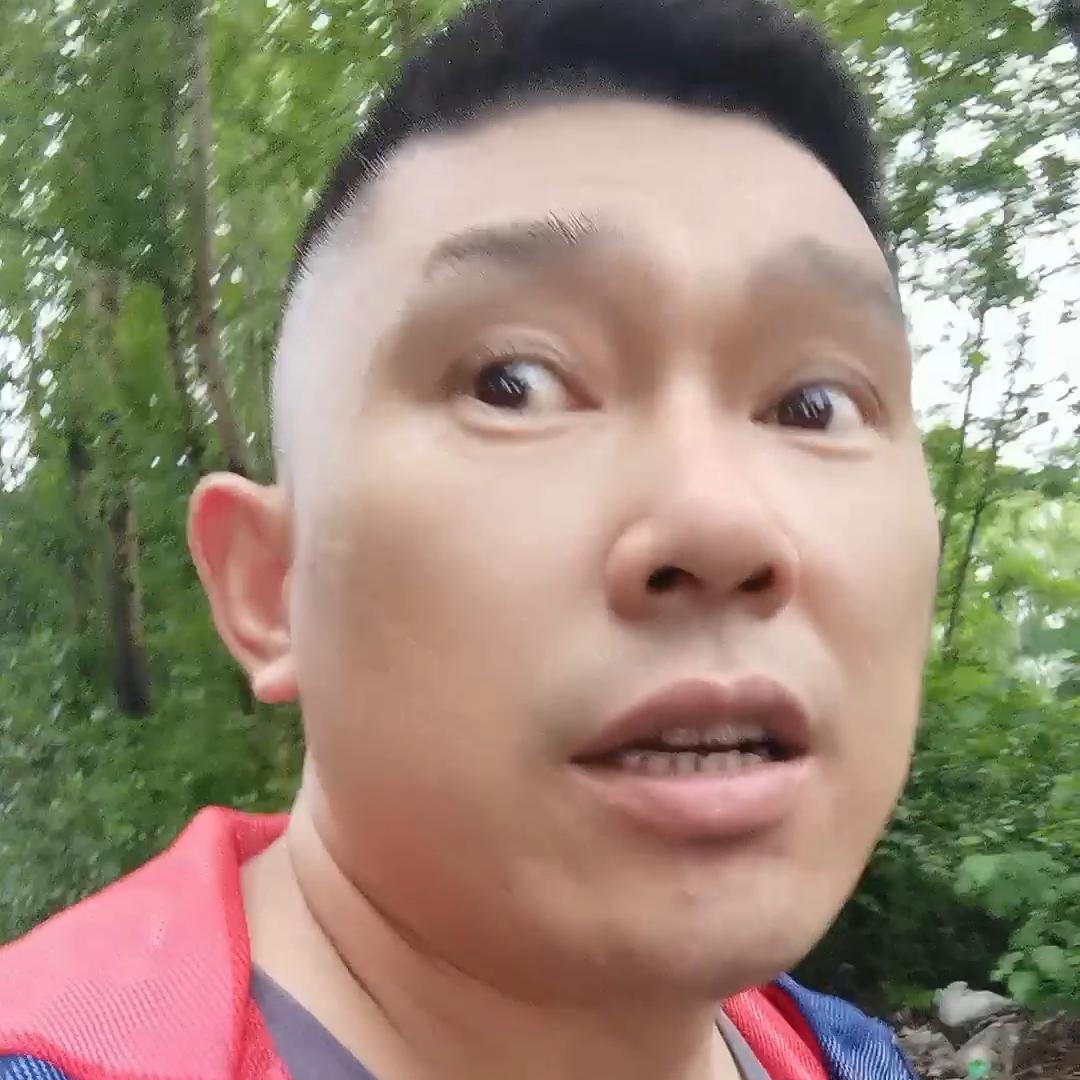 每天一笑烦恼忘掉专治各种不开心,每天一笑烦恼忘掉向快乐出发