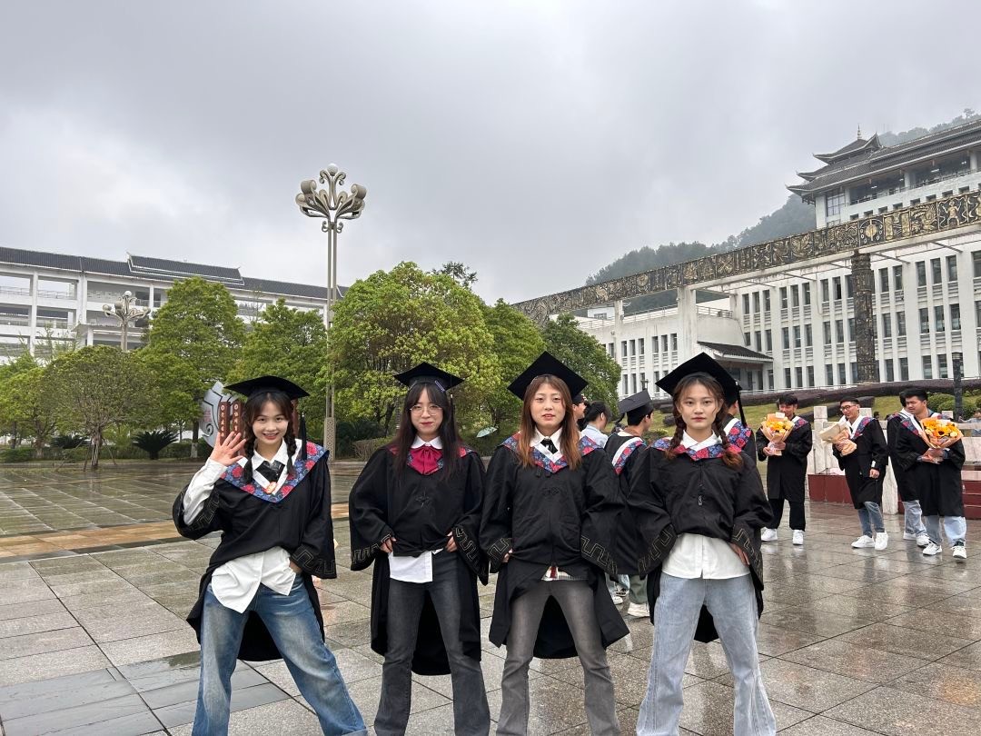 穿cos服的适合在哪里拍照,穿cosplay毕业