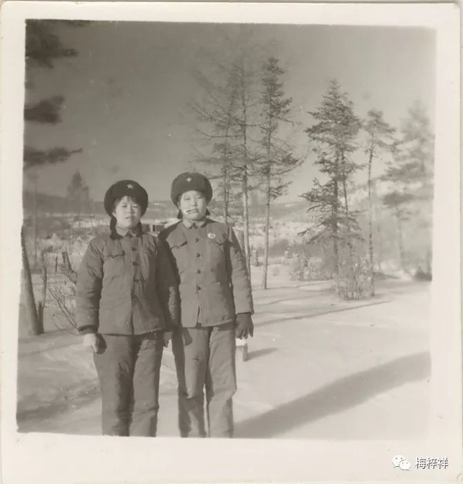 战友作品:“北极”女兵(黄爱明)梅梓祥