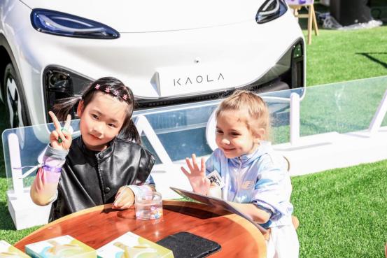 极狐汽车考拉SPV智能亲子车,极狐考拉智能亲子车