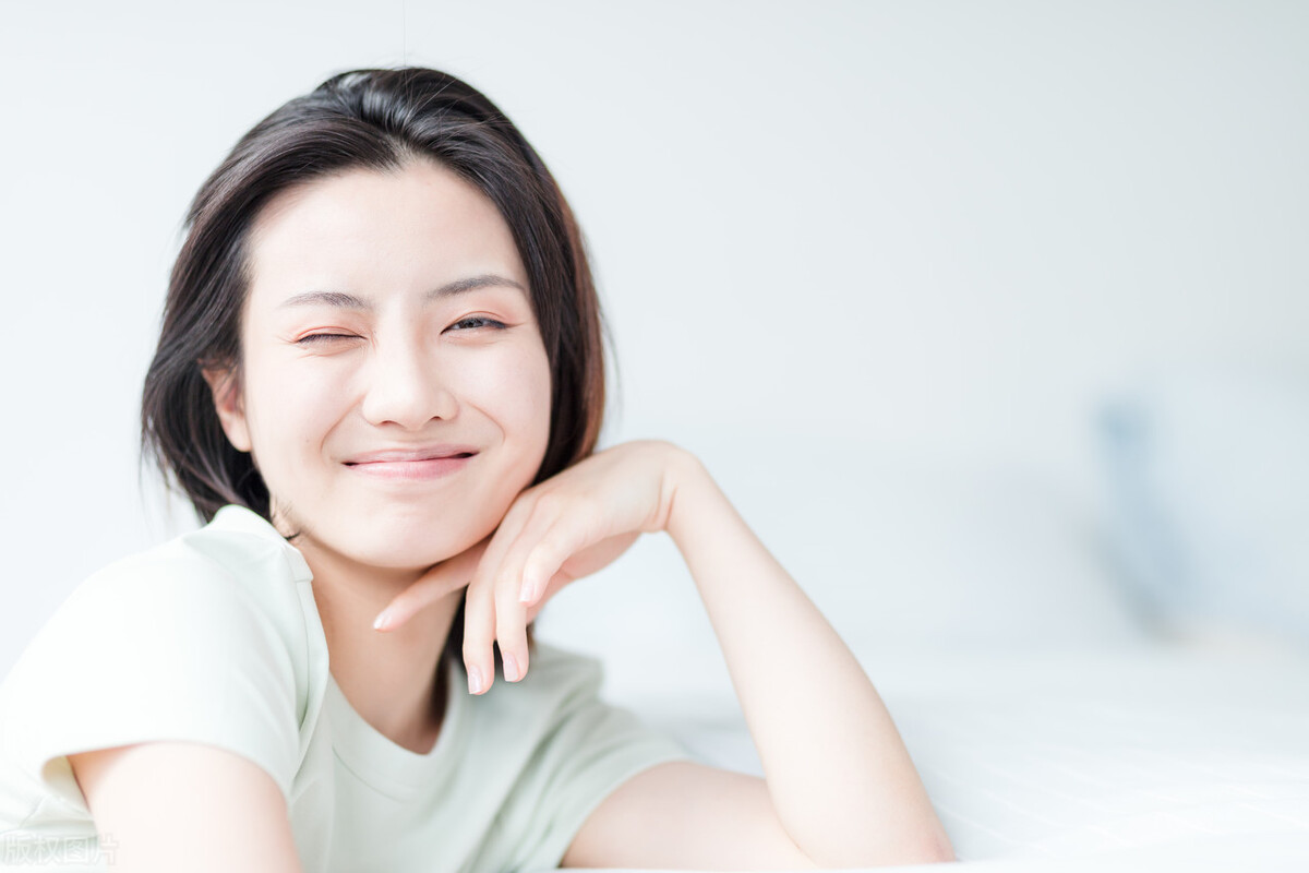 书店里的书都是哪里买的,实体书店的书贵吗