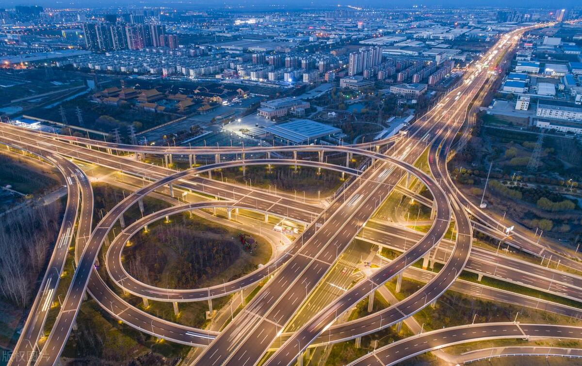 江苏为什么没有沿海大城市,江苏为什么没有特大港口城市