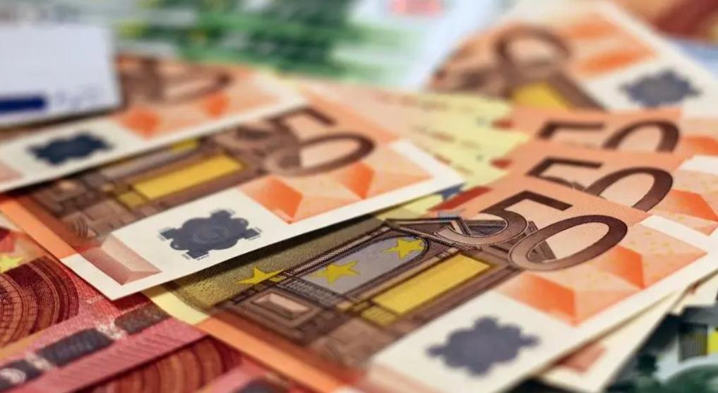 日本德国gdp2020第二季度,2023年日本gdp和德国经济对比