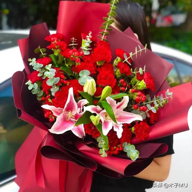 接病人出院送什么花,送病人什么花寓意比较好