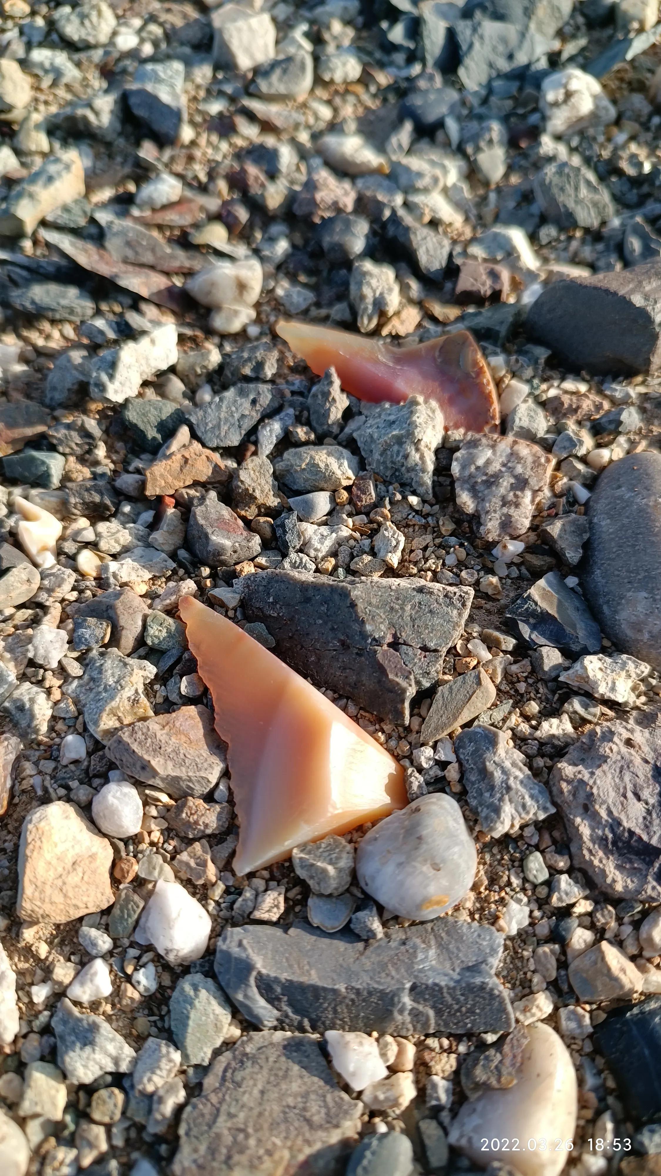 去戈壁捡石头,新疆戈壁捡石头