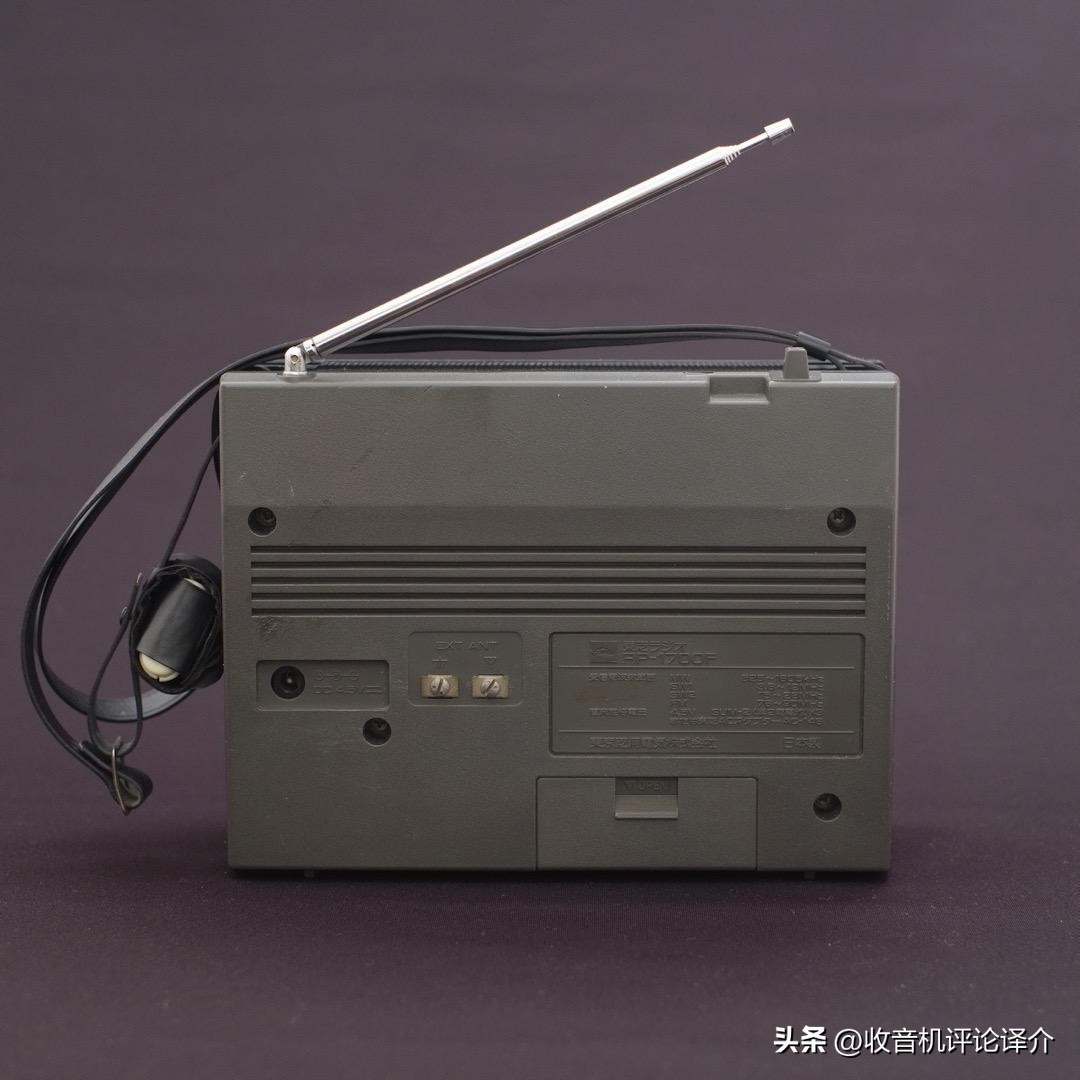 东芝TRY-X1700详情报告：能进行摩尔斯电码训练的收音机