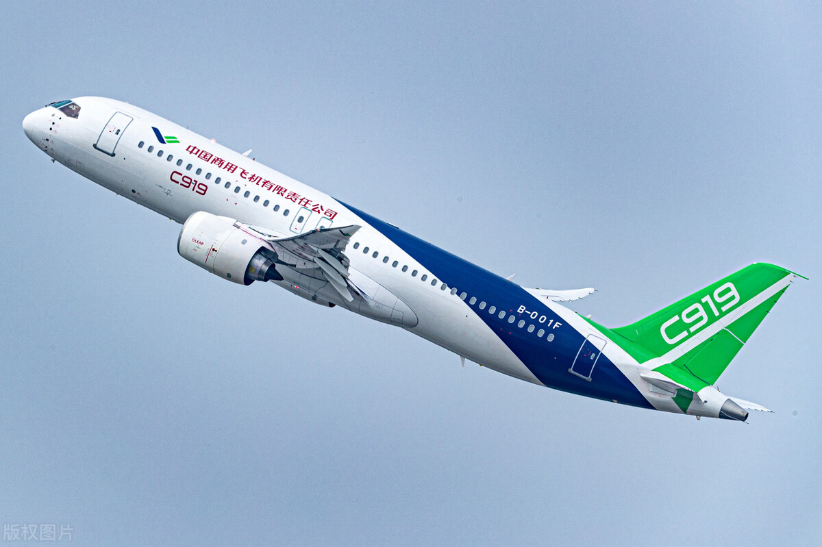 美国不发适航证，C919就无法飞出国门？大飞机垄断程度比芯片还高