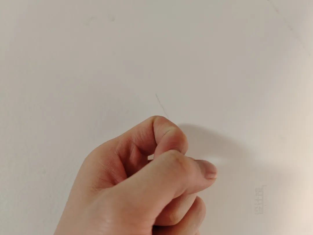 天花与墙边开裂如何修补,天花裂缝导致腻子层开裂怎么办