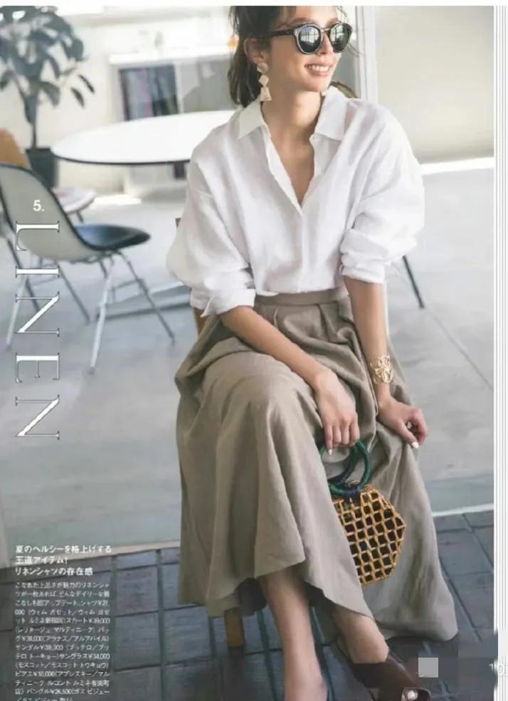 衬衫半裙如何搭配优雅时髦,穿白衬衣配半裙优雅大气又温柔