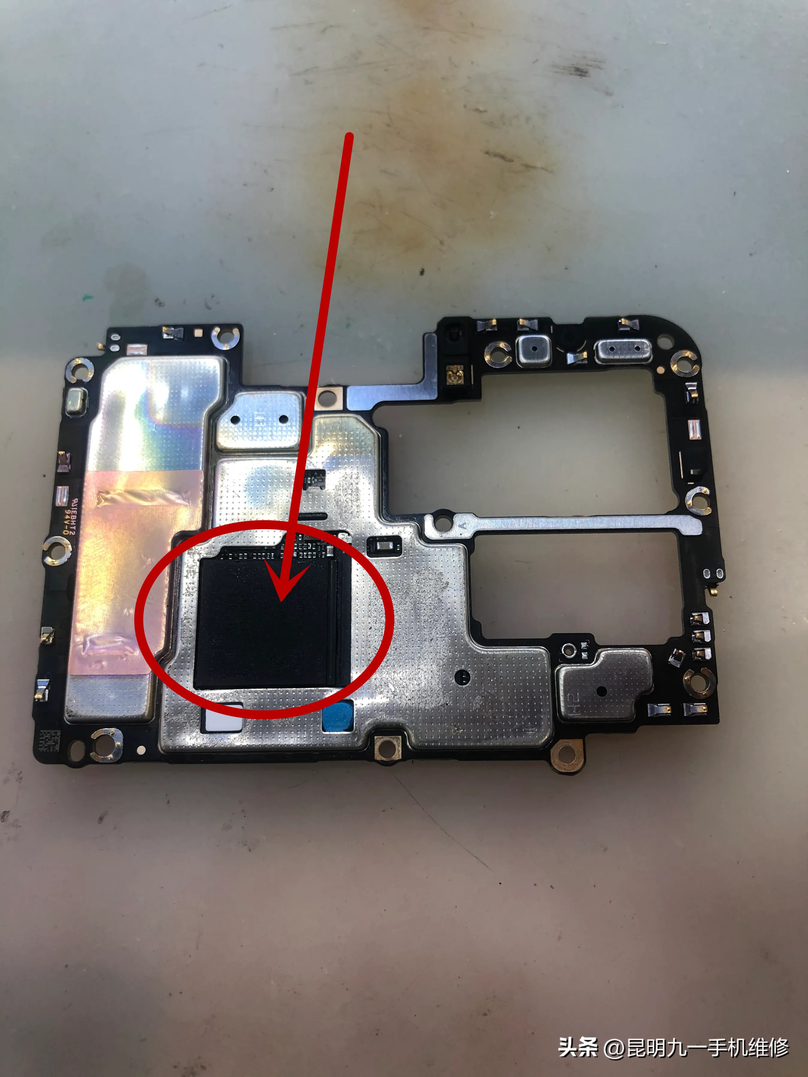 vivo手机怎样开机,vivo手机开机屏幕卡死