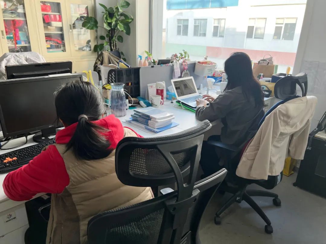 媒体“网事”｜观里讯息一“网”俱全，邻里似亲“站”内相见