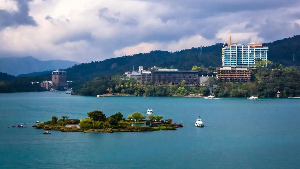 中国各省份的著名景点有哪些,中国各大地区最知名的景点