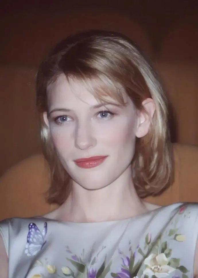 好莱坞往事詹妮弗康纳利惊艳镜头,詹妮弗康纳利小李子电影