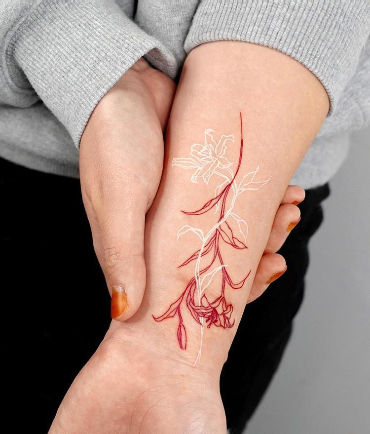 纹身师纹身前准备工作视频,纹身前的图案怎么印上去