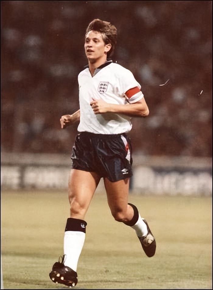 英格兰足球明星加斯科因,英格兰著名十大足球明星