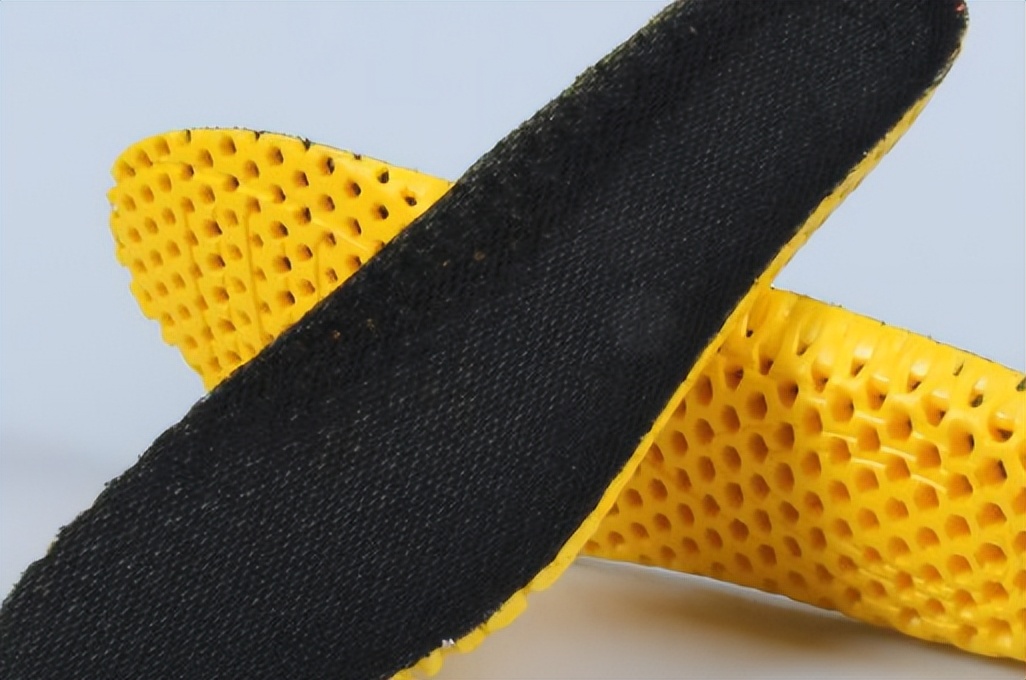 劳保鞋太硬穿着累怎么办,劳保鞋太硬太挤脚怎么办